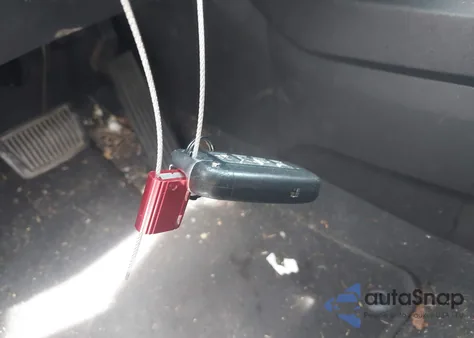 2013 Hyundai Tucson Limited z USA, uszkodzony, nr VIN KM8JU3AC8DU588906